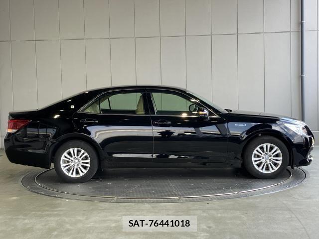 Toyota CROWN SEDAN 2014-02 7875924-29