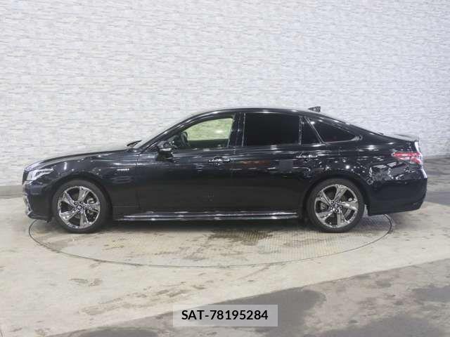 Toyota CROWN SEDAN 2020-01 7875907-14