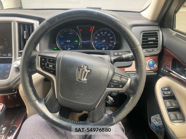 Toyota CROWN SEDAN 2014-05 7875931-13