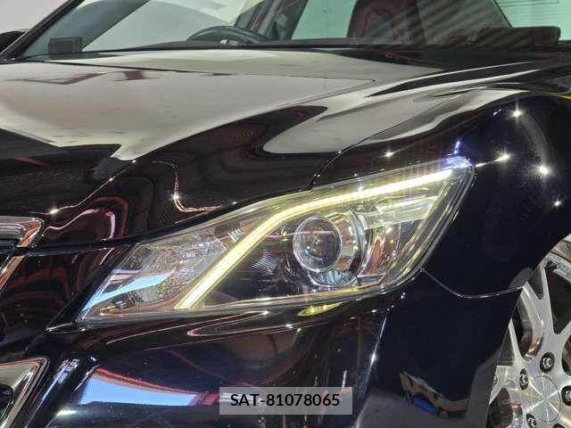 Toyota CROWN SEDAN 2015-10 7875918-9