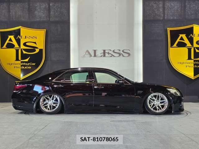 Toyota CROWN SEDAN 2015-10 7875918-16