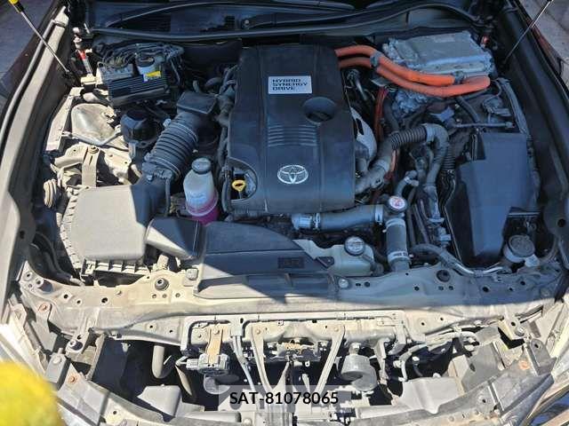 Toyota CROWN SEDAN 2015-10 7875918-17
