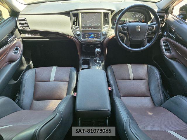 Toyota CROWN SEDAN 2015-10 7875918-20