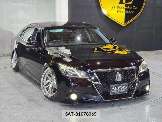 Toyota CROWN SEDAN 2015-10 7875918-2