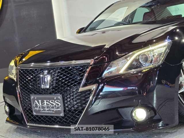 Toyota CROWN SEDAN 2015-10 7875918-8