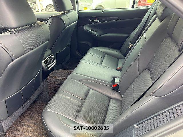 Toyota CROWN SEDAN 2015-02 7875917-18