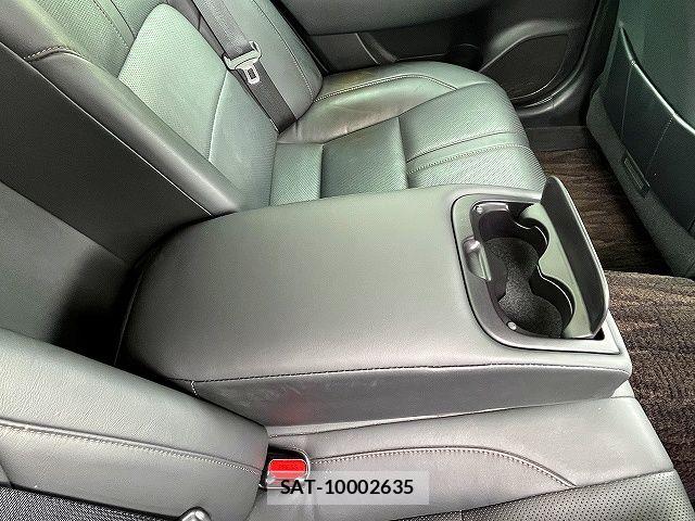 Toyota CROWN SEDAN 2015-02 7875917-23