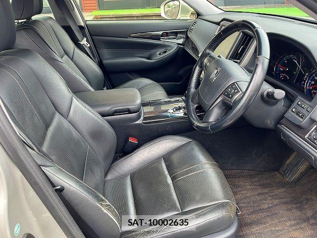 Toyota CROWN SEDAN 2015-02 7875917-3
