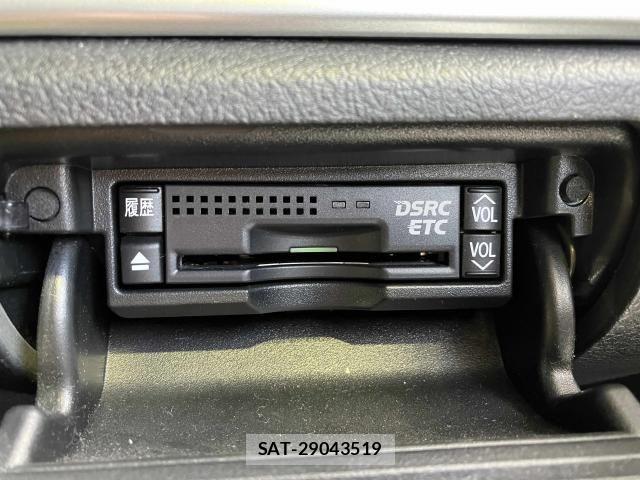 Toyota CROWN SEDAN 2014-09 7875915-11