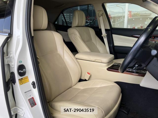Toyota CROWN SEDAN 2014-09 7875915-16