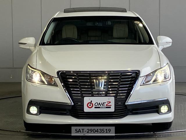 Toyota CROWN SEDAN 2014-09 7875915-24
