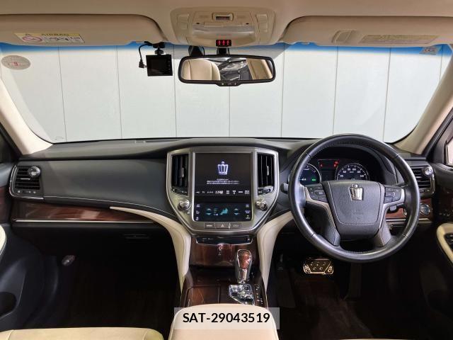 Toyota CROWN SEDAN 2014-09 7875915-6