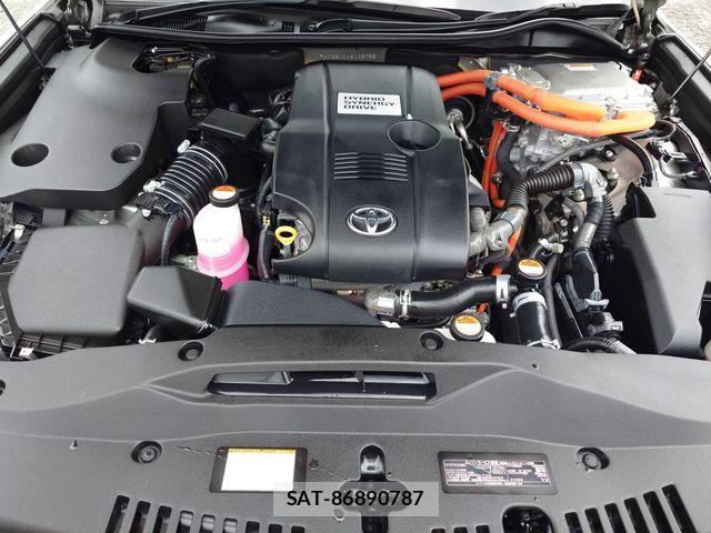 Toyota CROWN SEDAN 2016-08 7875913-21