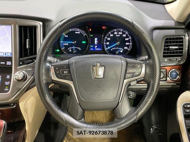 Toyota CROWN SEDAN 2014-11 7875923-11
