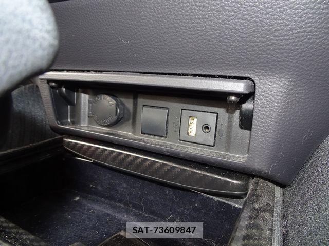 Toyota CROWN SEDAN 2018-06 7875910-27