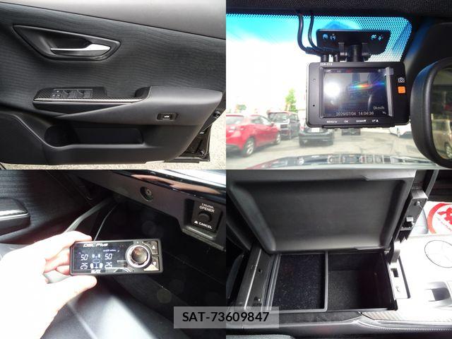 Toyota CROWN SEDAN 2018-06 7875910-28