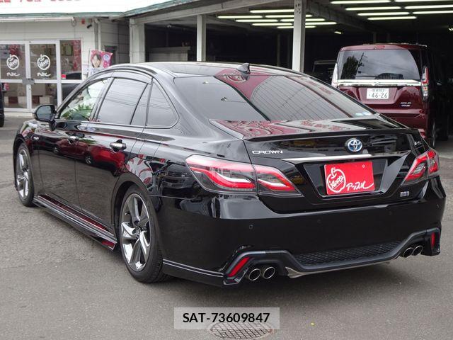 Toyota CROWN SEDAN 2018-06 7875910-4