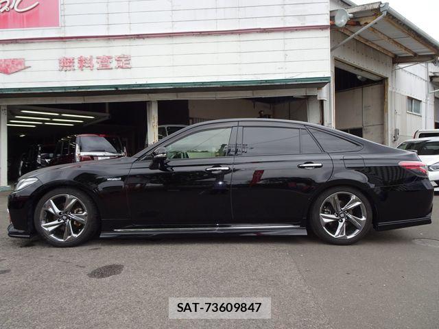 Toyota CROWN SEDAN 2018-06 7875910-8