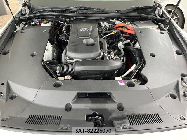 Toyota CROWN SEDAN 2019-01 7875905-17