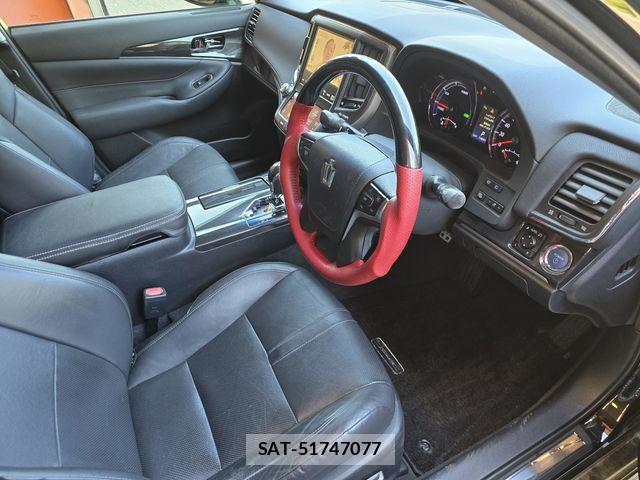 Toyota CROWN SEDAN 2013-02 7875921-21
