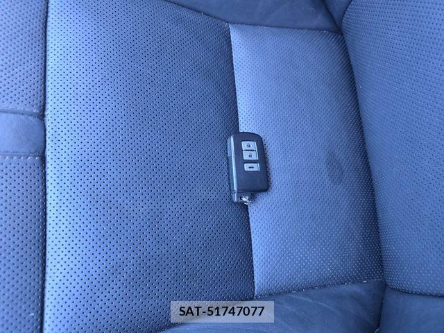 Toyota CROWN SEDAN 2013-02 7875921-29