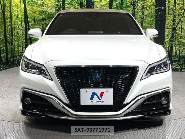 Toyota CROWN SEDAN 2019-06 7902454-14