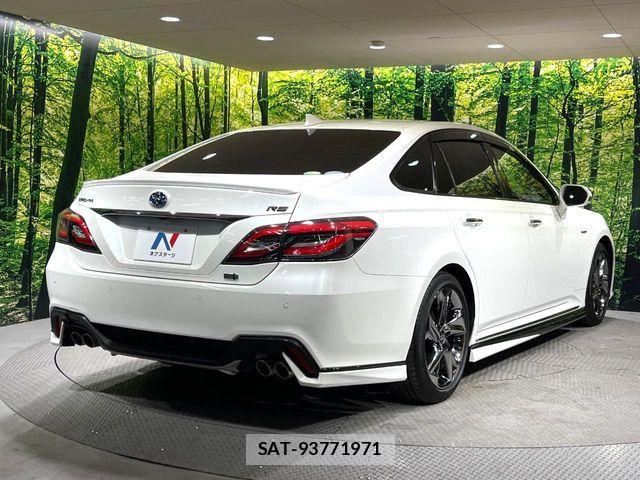 Toyota CROWN SEDAN 2019-06 7902454-17