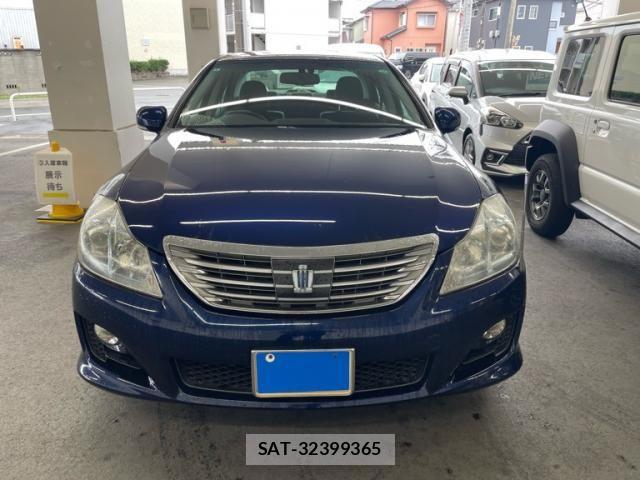 Toyota CROWN SEDAN 2009-09 7902460-9