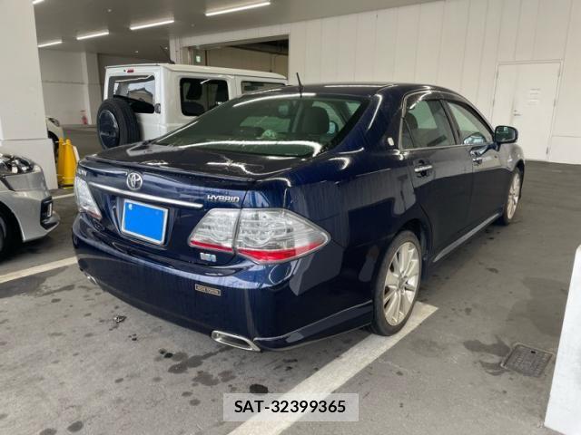 Toyota CROWN SEDAN 2009-09 7902460-3