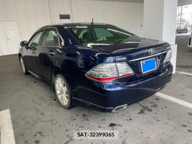 Toyota CROWN SEDAN 2009-09 7902460-4
