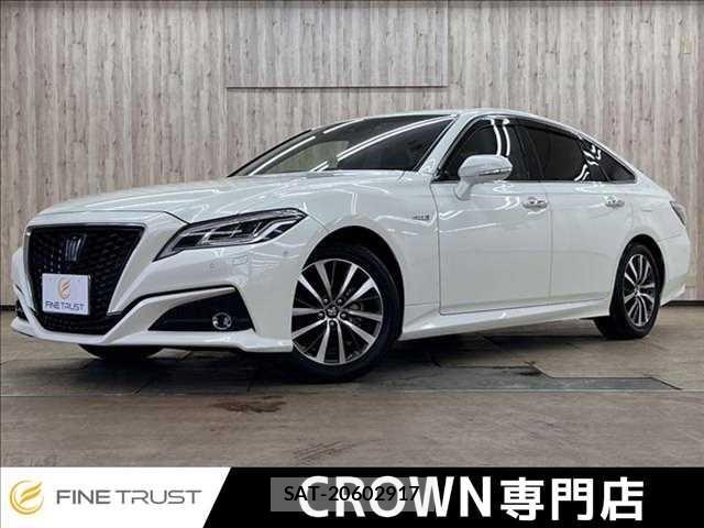 Toyota CROWN SEDAN 2018-07 7902456-0