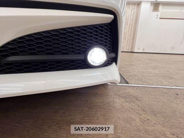 Toyota CROWN SEDAN 2018-07 7902456-11