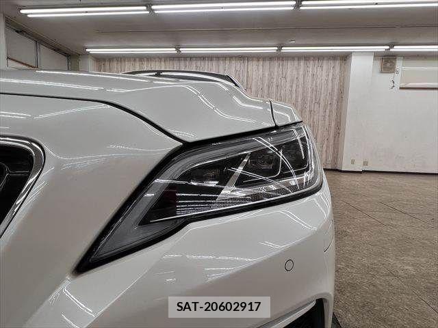 Toyota CROWN SEDAN 2018-07 7902456-20