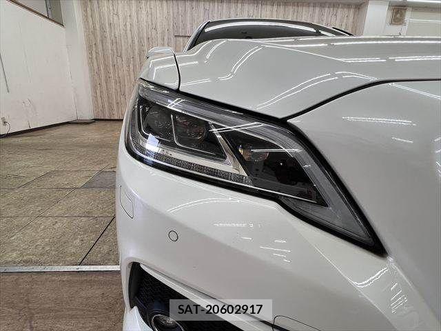 Toyota CROWN SEDAN 2018-07 7902456-22