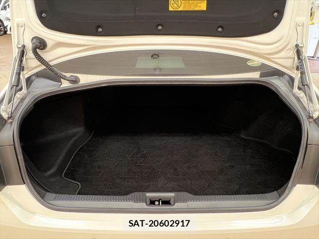 Toyota CROWN SEDAN 2018-07 7902456-8