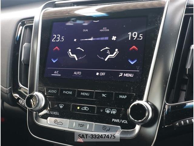 Toyota CROWN SEDAN 2019-05 7902453-10