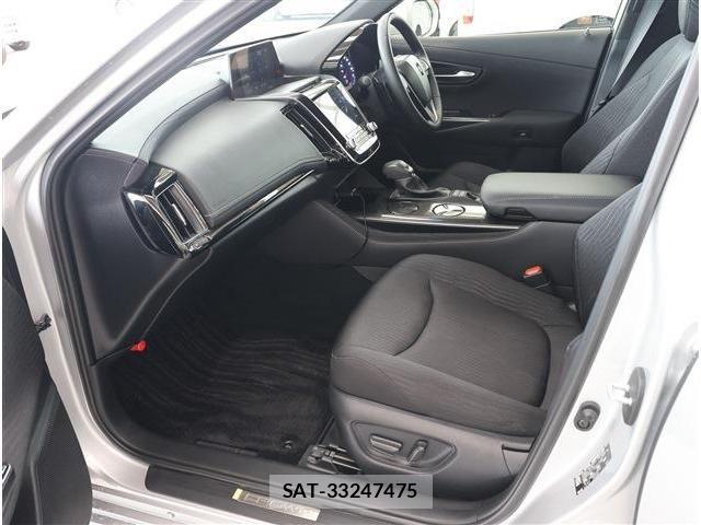 Toyota CROWN SEDAN 2019-05 7902453-14