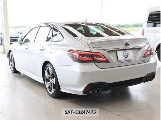 Toyota CROWN SEDAN 2019-05 7902453-22