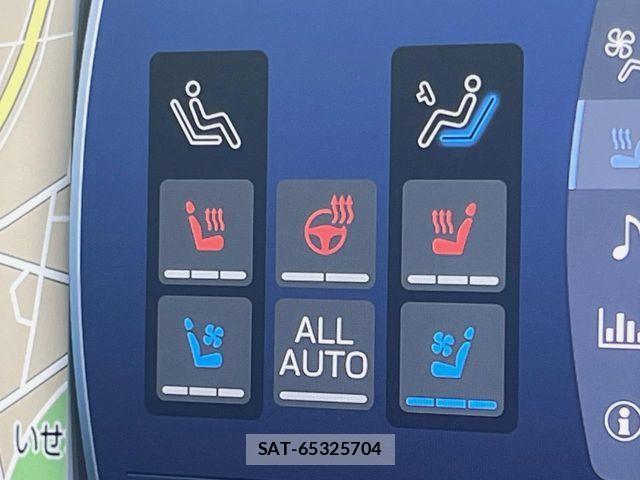 Toyota CROWN SEDAN 2022-03 7902452-5