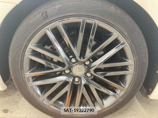 Toyota CROWN SEDAN 2014-09 7961045-7