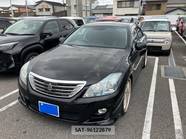 Toyota CROWN SEDAN 2008-09 7961052-1