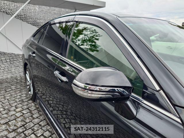 Toyota CROWN SEDAN 2021-12 7961039-4
