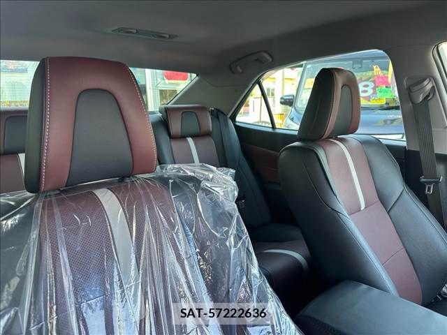 Toyota CROWN SEDAN 2015-03 7961044-11