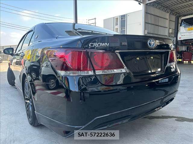 Toyota CROWN SEDAN 2015-03 7961044-7