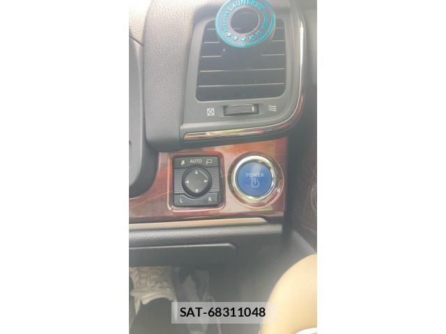 Toyota CROWN SEDAN 2013-08 7961049-13