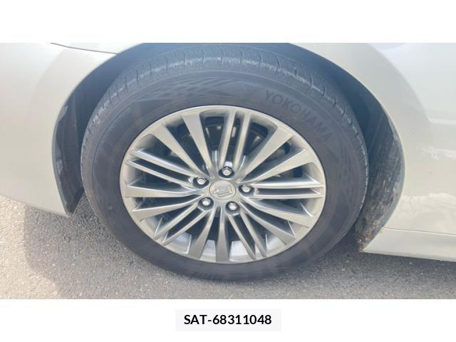 Toyota CROWN SEDAN 2013-08 7961049-25