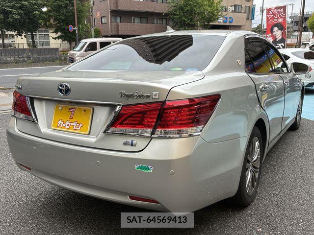 Toyota CROWN SEDAN 2013-08 7961050-28