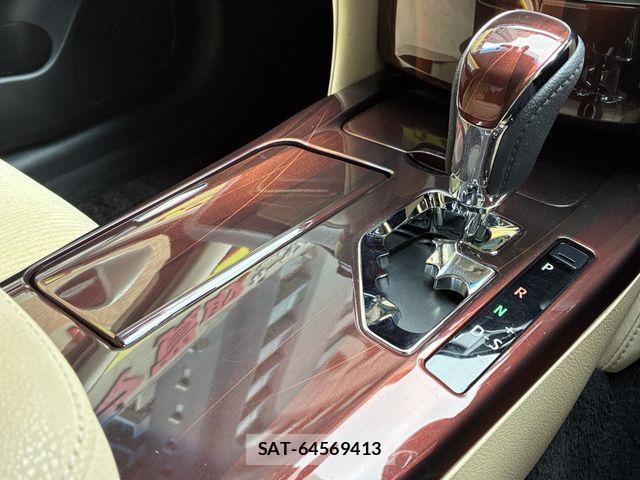 Toyota CROWN SEDAN 2013-08 7961050-6