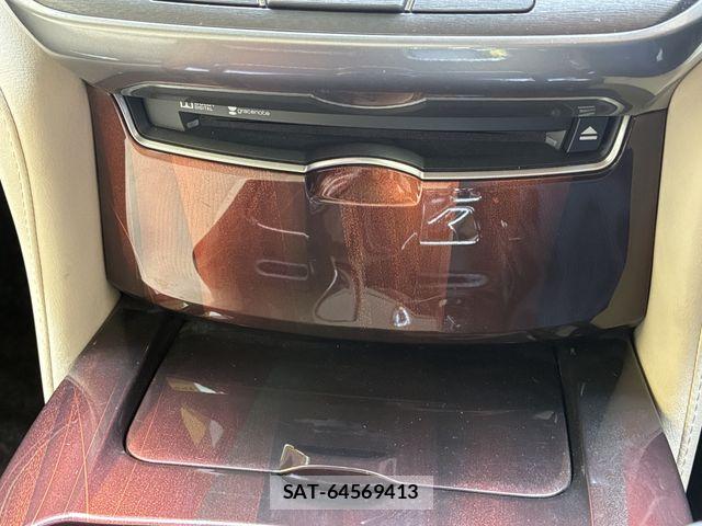 Toyota CROWN SEDAN 2013-08 7961050-8