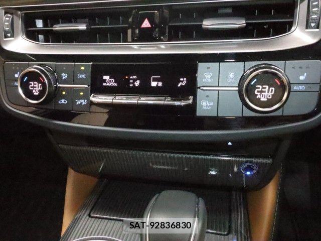 Toyota CROWN SEDAN 2021-10 7961042-19